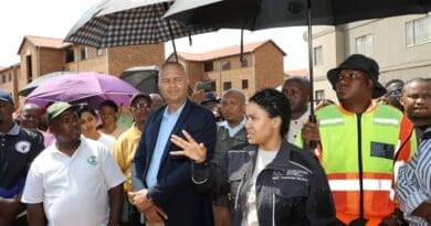 MEC Motara pledges to resolve issues in Sicelo Shiceka Phase 1 Development