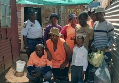 SAPS and community join forces to aid Silahliwe families