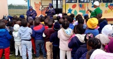 Meyerton SAPS promotes child safety at Sicelo Primary School